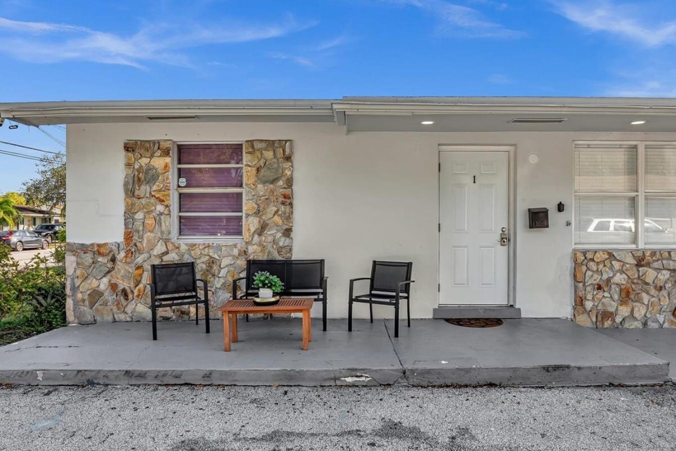 2 Bdrm Modern House Mins From Beach & Casino Hb1 Hallandale Beach Extérieur photo